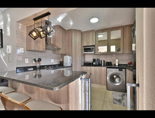 2 BEDROOM APARTMENT FOR SALE IN BASSONIA